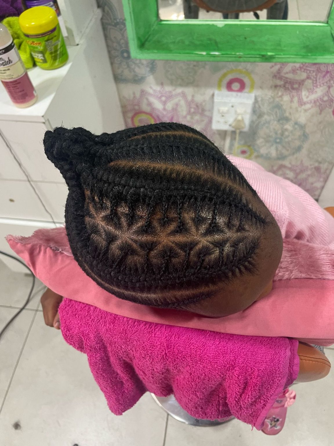 kids hair salon